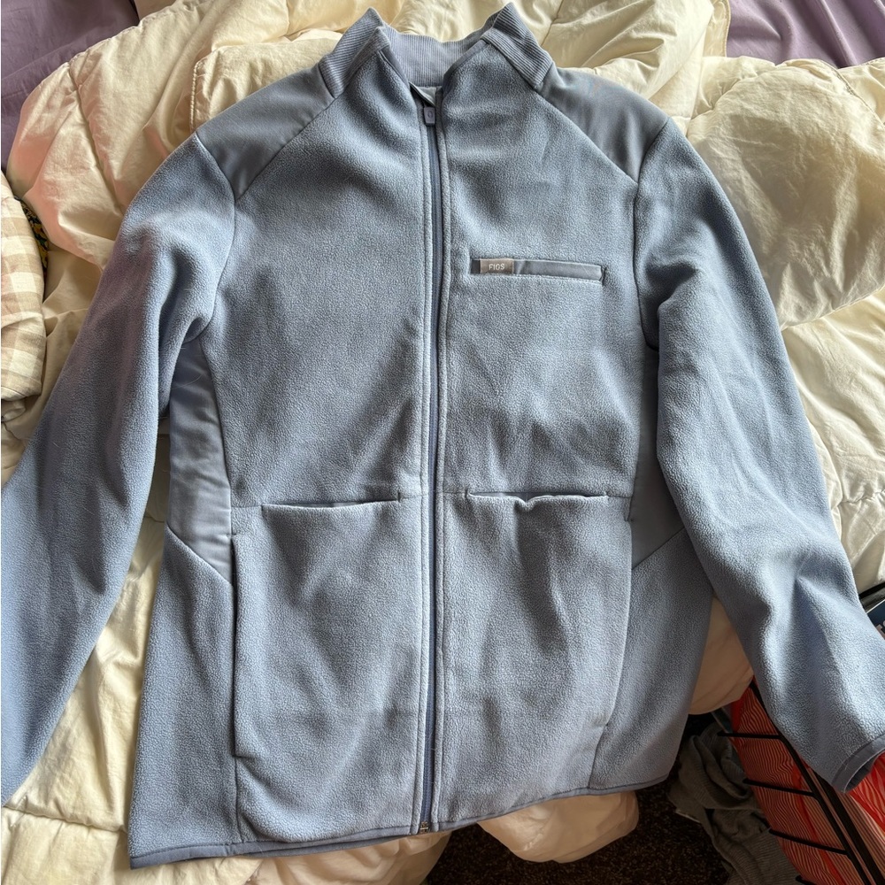 Figs On Shift Fleece Jacket (Ceil Blue)